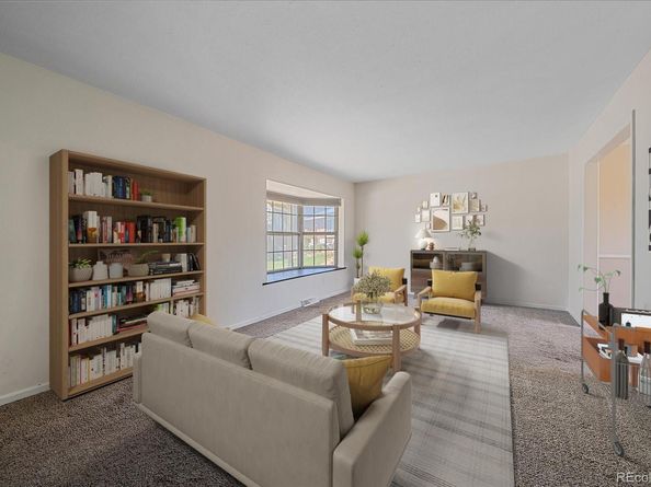 1923 S Newark Way, Aurora CO 80014