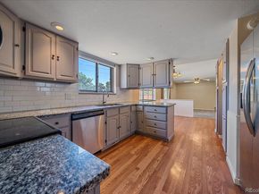 1923 S Newark Way, Aurora CO 80014