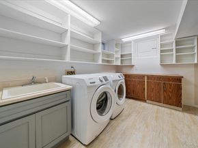 1923 S Newark Way, Aurora CO 80014