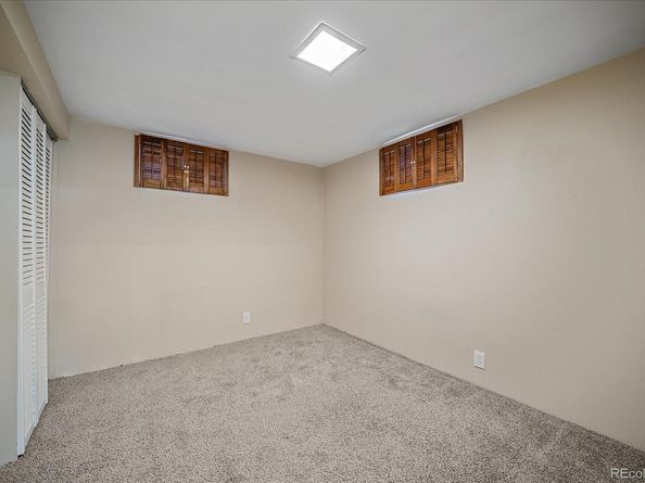 1923 S Newark Way, Aurora CO 80014