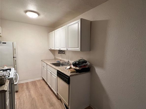 Undisclosed Address #8624469, Aurora CO 80012
