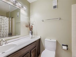 1625 Larimer Street 2707, Denver CO 80202