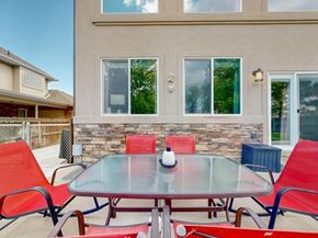 2745 Falcon Drive, Longmont CO 80503