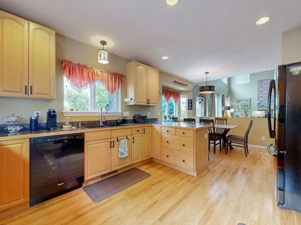 2745 Falcon Drive, Longmont CO 80503