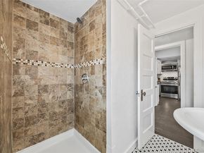 2290 Jasmine Street, Denver CO 80207