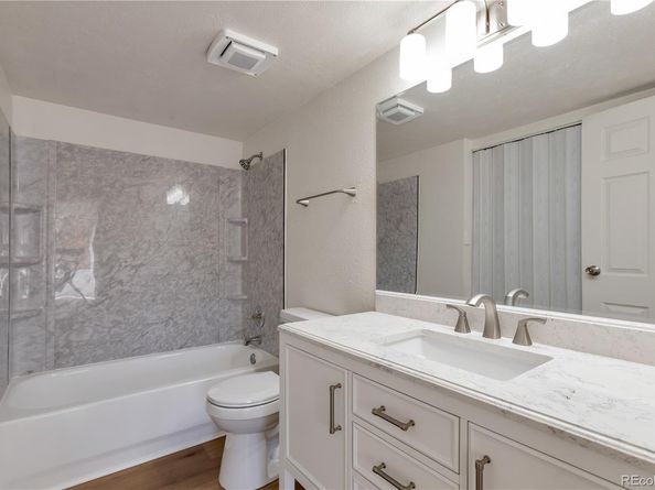 2525 S Dayton Way 1805, Denver CO 80231