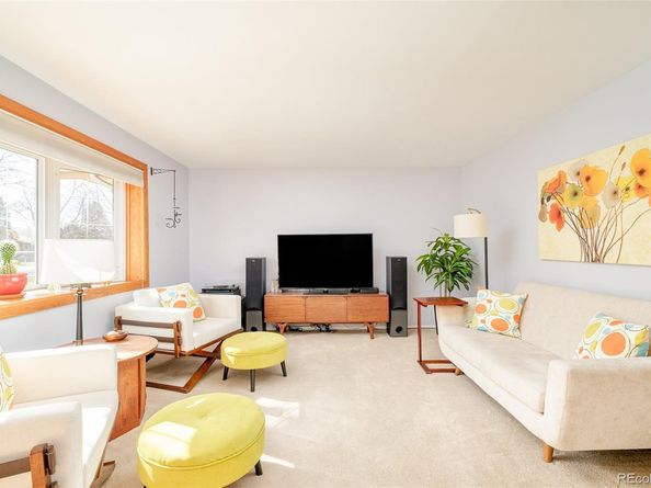 973 S Holland Street, Lakewood CO 80226