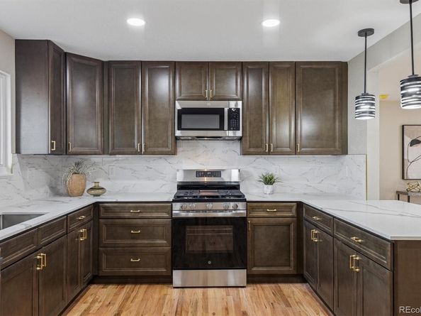 951 S Briarwood Drive, Lakewood CO 80226