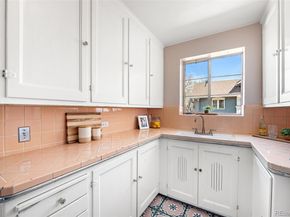 1321 E 10th Avenue 4, Denver CO 80218