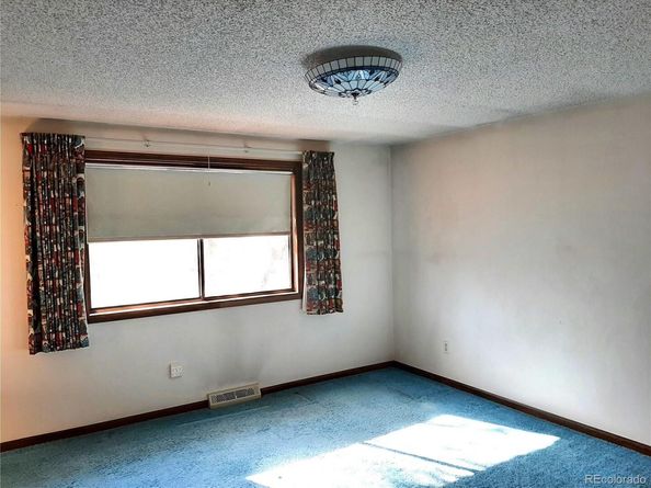 207 23rd Avenue, Longmont CO 80501