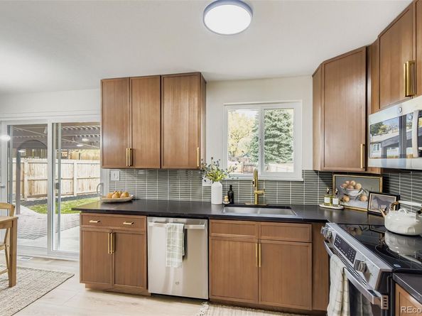 7385 S Elm Court, Centennial CO 80122