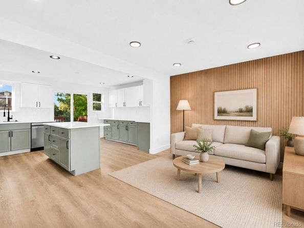 7433 W Hinsdale Drive, Littleton CO 80128