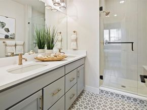 888 S Valentia Street 16102, Denver CO 80247