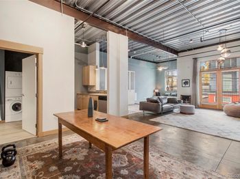 910 Santa Fe Drive
