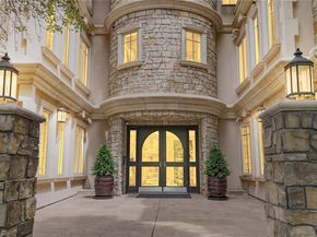 150 S Madison Street 207, Denver CO 80209