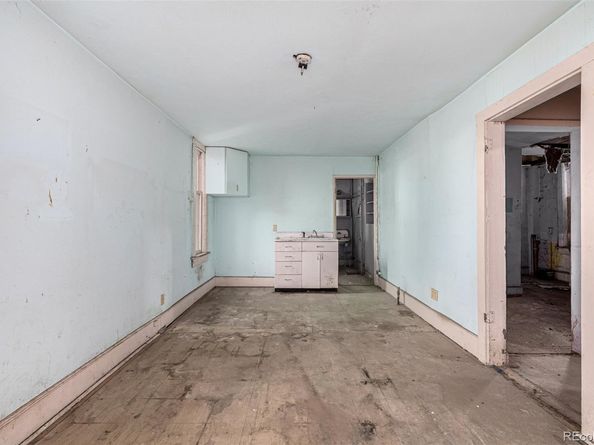 2460 W 32nd Avenue, Denver CO 80211
