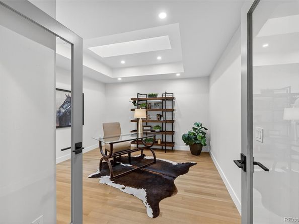 2552 E Alameda Avenue 104, Denver CO 80209