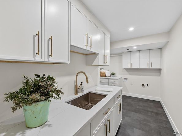 2552 E Alameda Avenue 104, Denver CO 80209