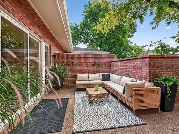2552 E Alameda Avenue 104, Denver CO 80209