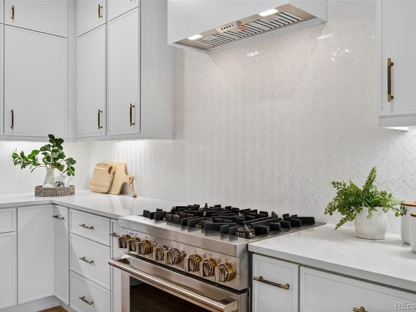 2552 E Alameda Avenue 104, Denver CO 80209
