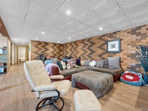 2540 S Kipling Street, Lakewood CO 80227