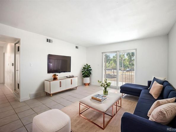 100 E Highline Circle 105, Centennial CO 80122