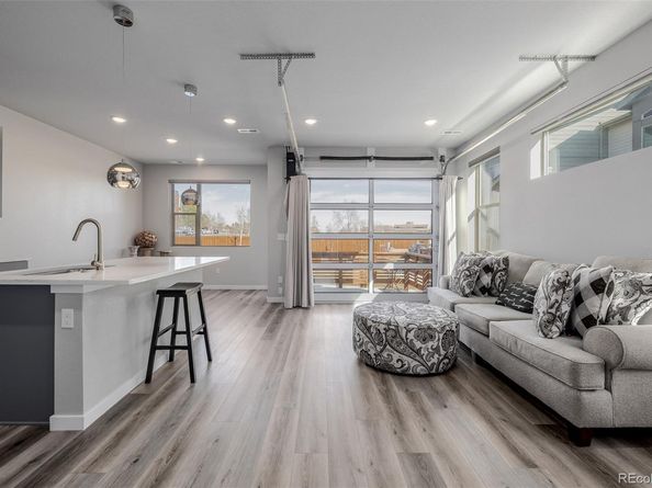 4045 S Teller Street, Lakewood CO 80235