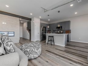 4045 S Teller Street, Lakewood CO 80235