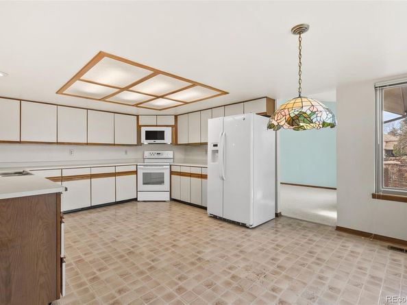 11303 E Warren Avenue, Aurora CO 80014