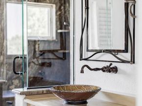 Undisclosed Address #9755922, Centennial CO 80016