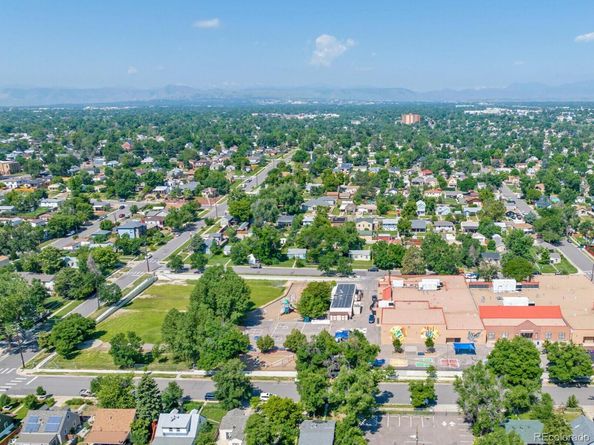 637 Stuart Street, Denver CO 80204