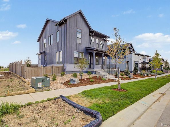 5588 Moosehead Circle, Longmont CO 80503