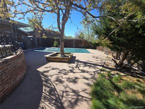 3040 Oak Street, Lakewood CO 80215