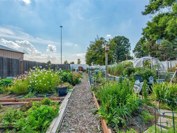 14102 E Linvale Place 403, Aurora CO 80014