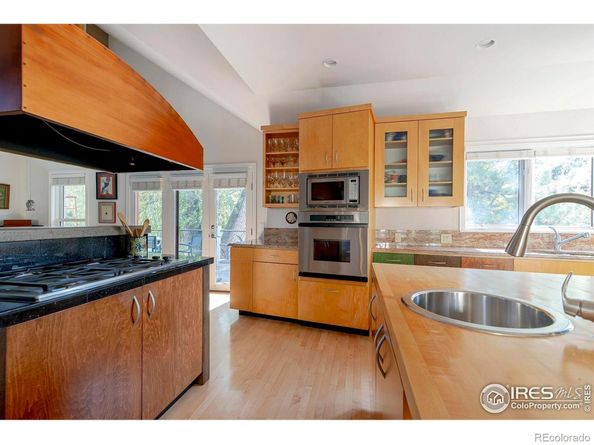 2528 Pampas Court, Boulder CO 80304