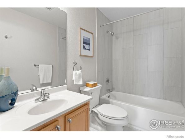 1521 Vine Street 302, Denver CO 80206