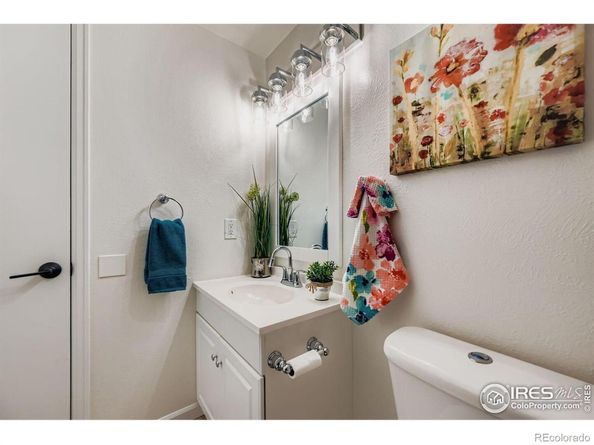 727 Hubbard Drive, Longmont CO 80504