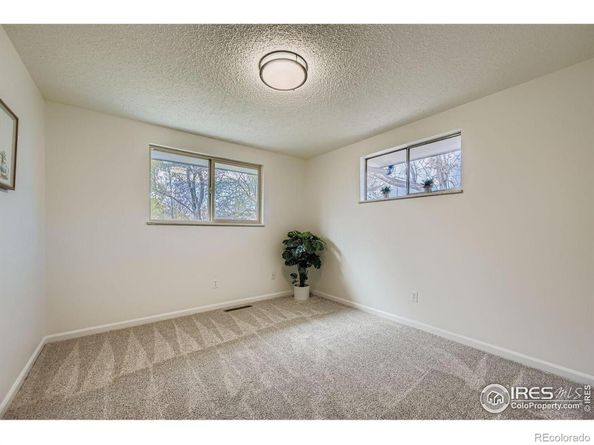 727 Hubbard Drive, Longmont CO 80504