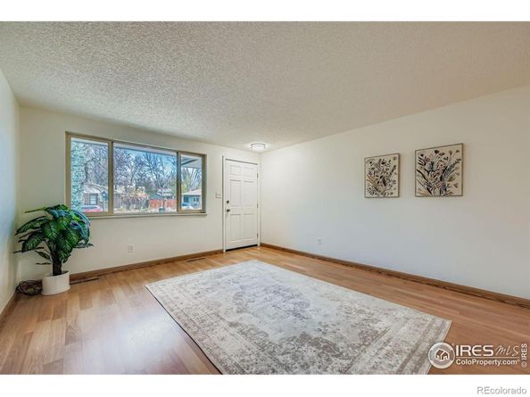 727 Hubbard Drive, Longmont CO 80504