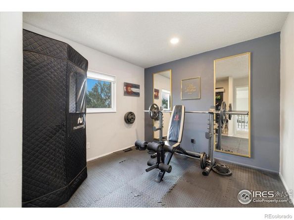 20493 E 44th Avenue, Denver CO 80249