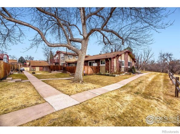 7216 W Portland Avenue, Littleton CO 80128