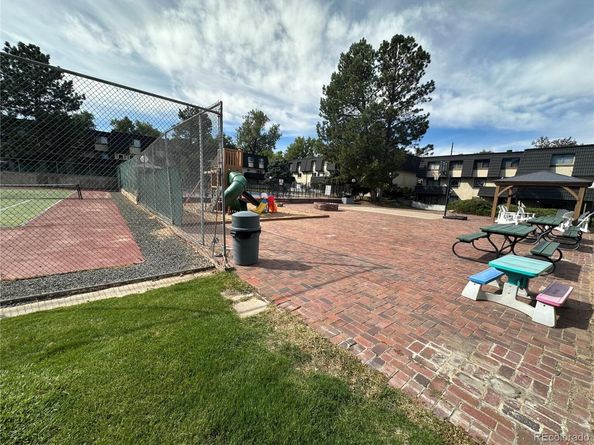 6928 S Broadway, Centennial CO 80122