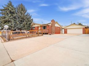 8123 W Iowa Avenue, Lakewood CO 80232