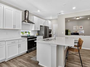 5136 N Quemoy Court, Aurora CO 80019