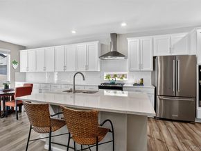 5136 N Quemoy Court, Aurora CO 80019