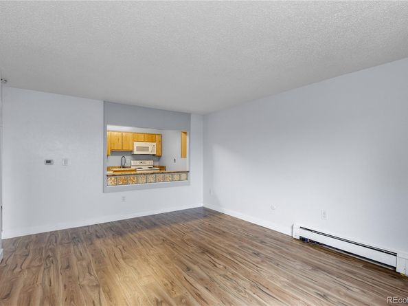 1008 N Corona Street 405, Denver CO 80218
