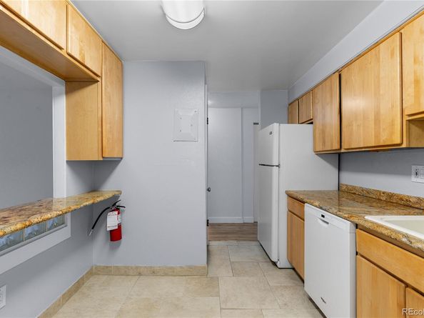 1008 N Corona Street 405, Denver CO 80218