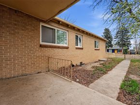 1717 Clinton Street, Aurora CO 80010