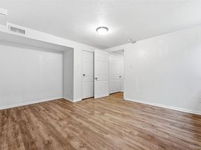 1717 Clinton Street, Aurora CO 80010