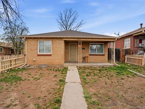 1717 Clinton Street, Aurora CO 80010